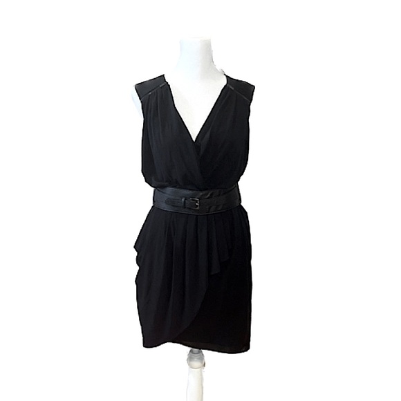 BCBGMaxAzria Dresses & Skirts - BCBG Maxazaria Black Front Draped Mini Sheath Dress, Women’s Size Small.
